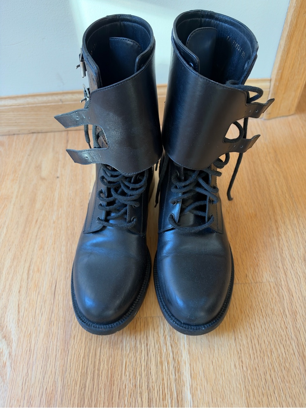 Saint Laurent Army 20 Black Leather Lace-Up Combat Boots - Women's 37.5 Slimane
